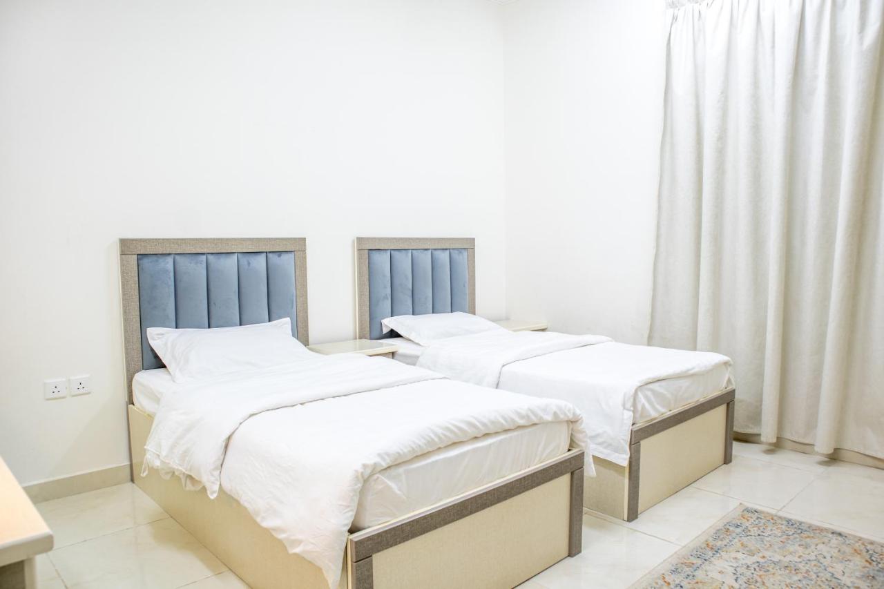 Luxurious Family 3 Bedroom Apartments 10 Mins Drive To Al-Masjid Nabawi - Nozol Noor 1 Medina Eksteriør billede