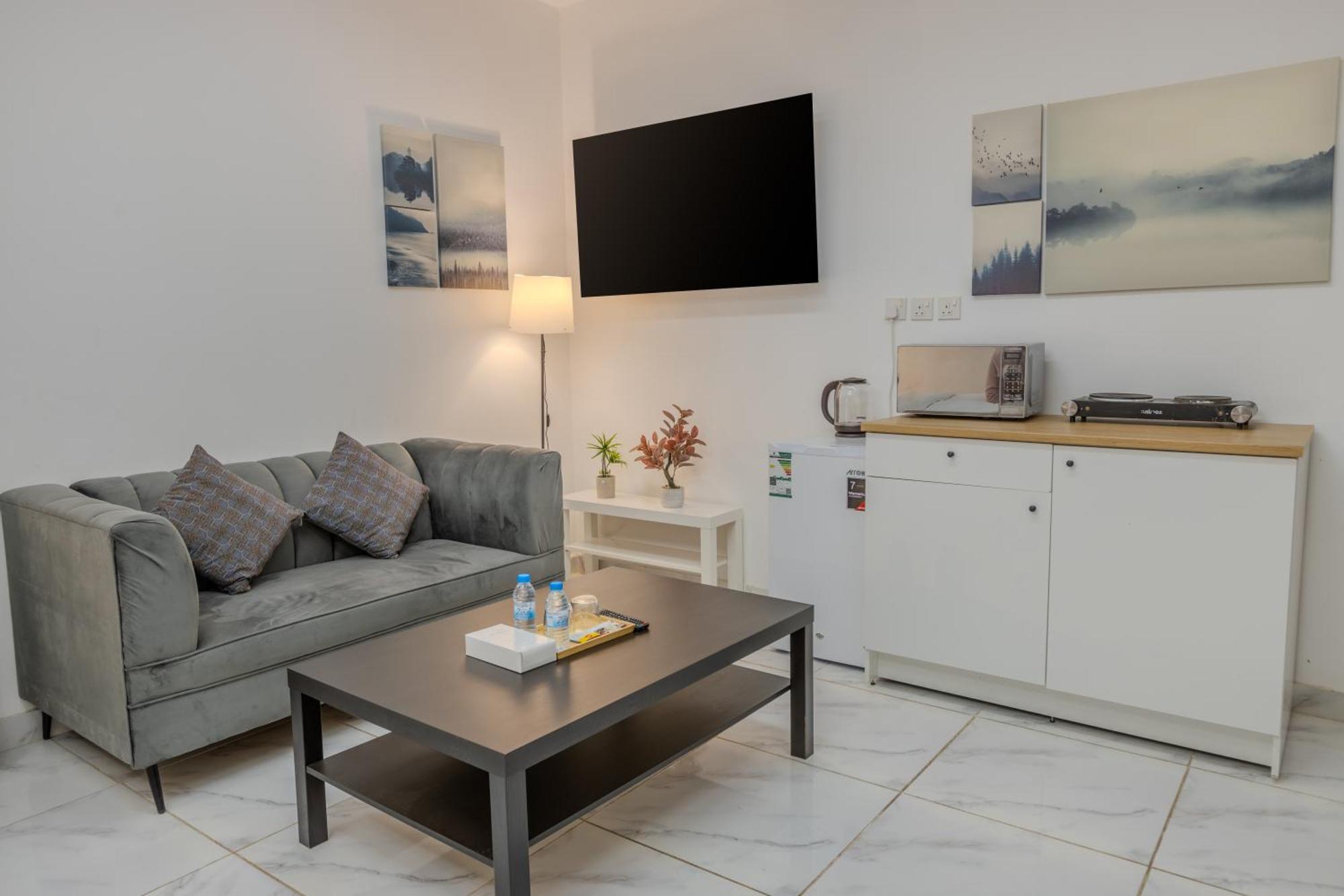 Luxurious Family 3 Bedroom Apartments 10 Mins Drive To Al-Masjid Nabawi - Nozol Noor 1 Medina Eksteriør billede