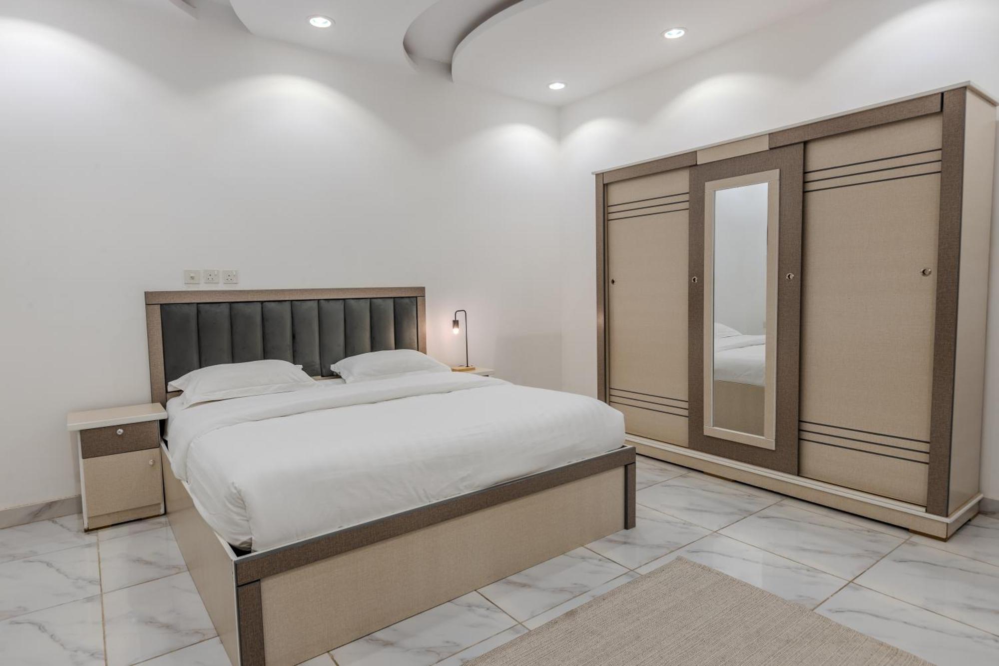 Luxurious Family 3 Bedroom Apartments 10 Mins Drive To Al-Masjid Nabawi - Nozol Noor 1 Medina Eksteriør billede
